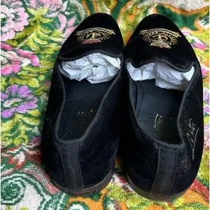 Le Bottier velour loafers size 42 le Bottier | Shoes | Le Bottier Velour Loafers Size 42  main image 2